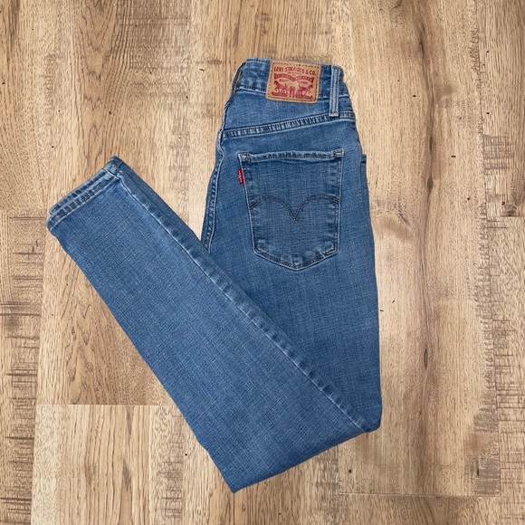 Levi’s 721 High Waisted Skinny Jeans - Picture 1 of 4